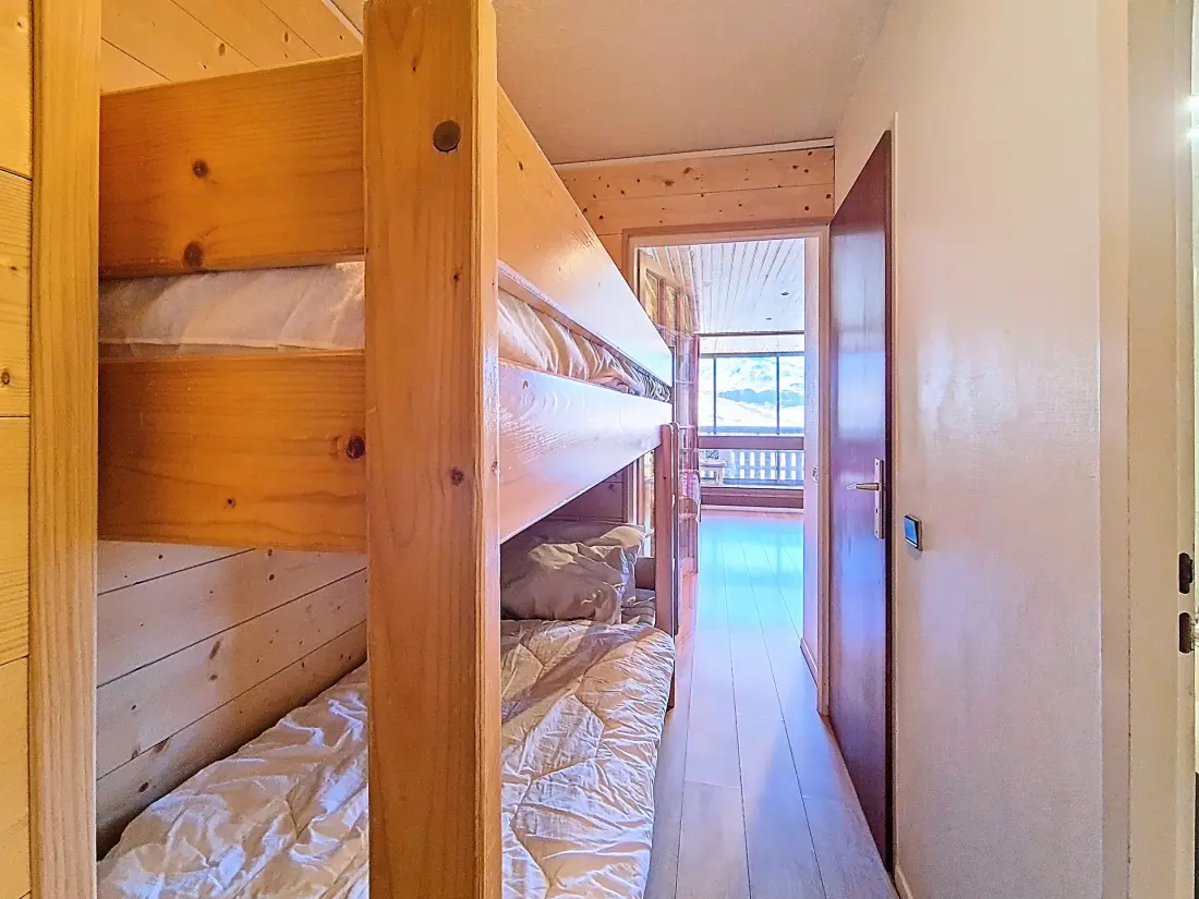Serac Residence