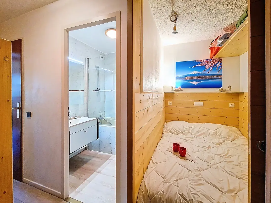Serac Residence