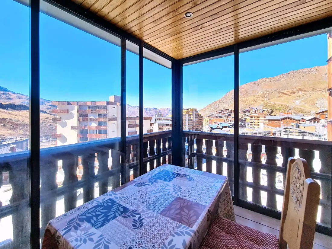 Serac Residence