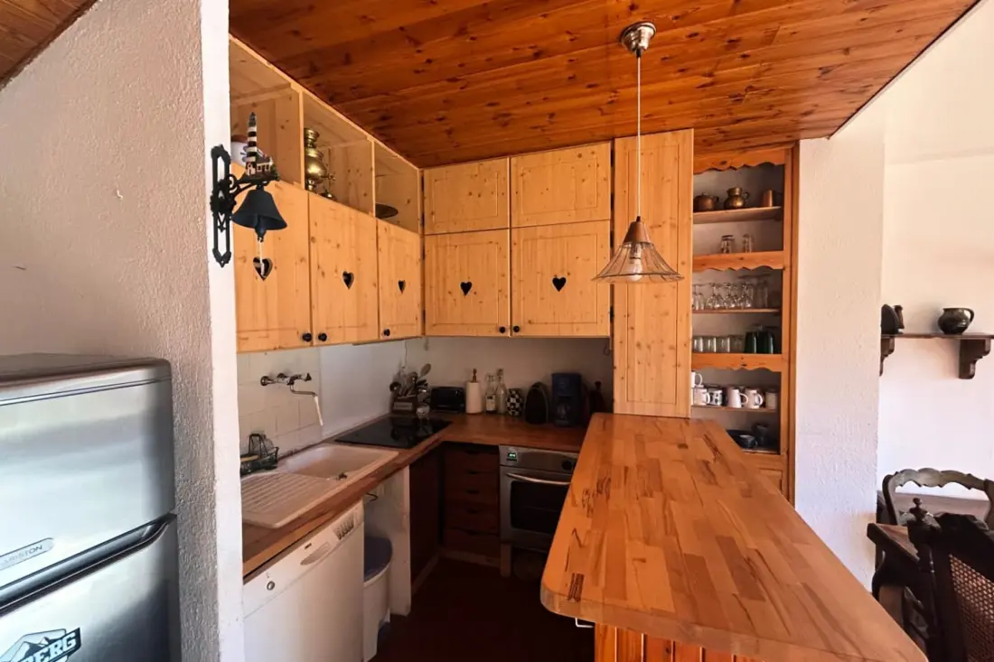 06cn: Apartman 6-10 ember terasz
