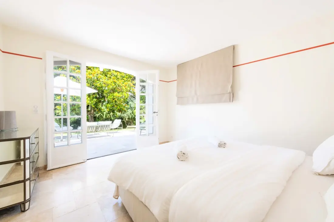 Residence Villa 400m2 Padel úszómedence Volley