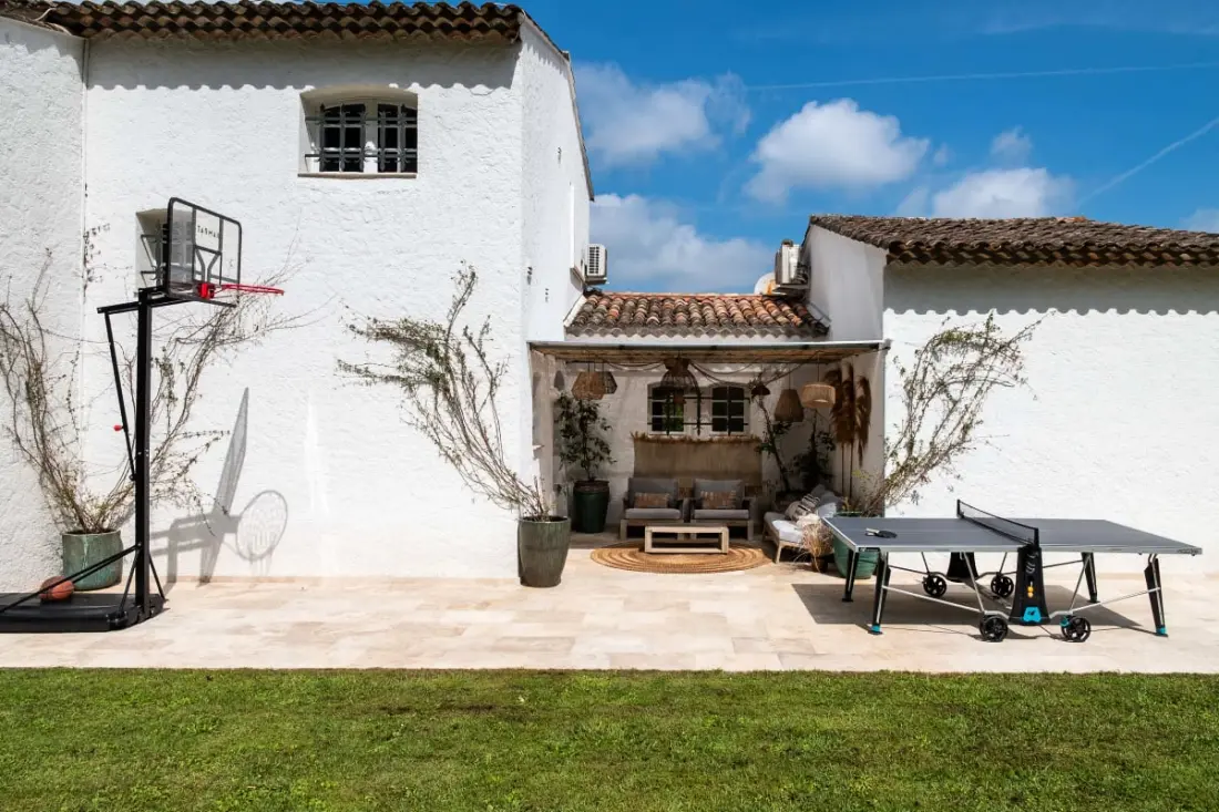Residence Villa 400m2 Padel úszómedence Volley