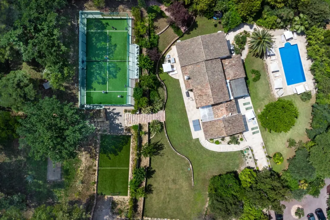 Residence Villa 400m2 Padel úszómedence Volley
