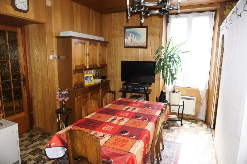 Tágas apartman 15 percre Valfrejustól