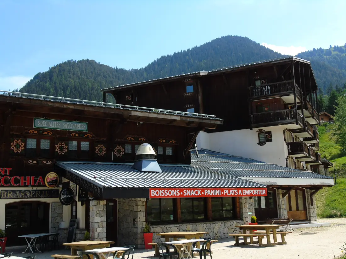 Chalet Club