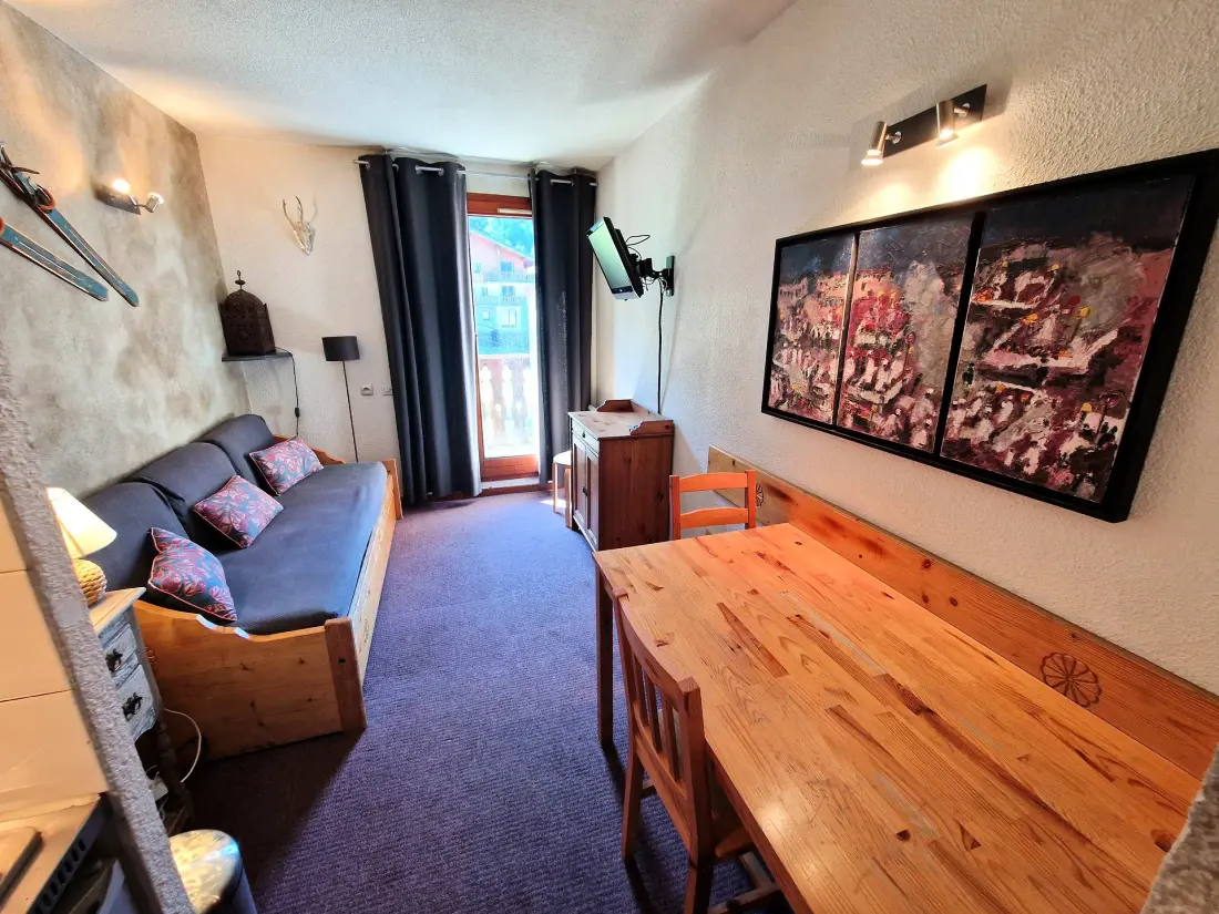 Chalet Club
