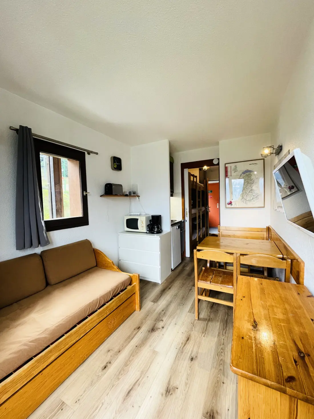 Chalet Club