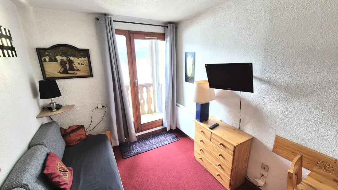 Chalet Club