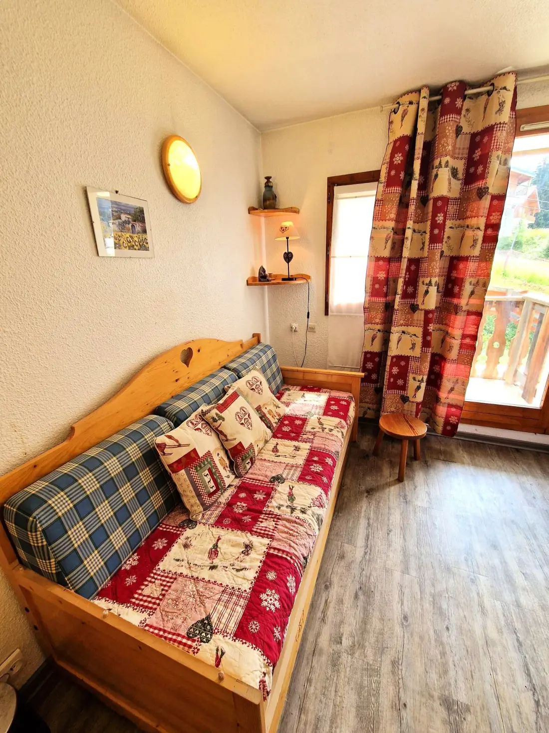 Chalet Club
