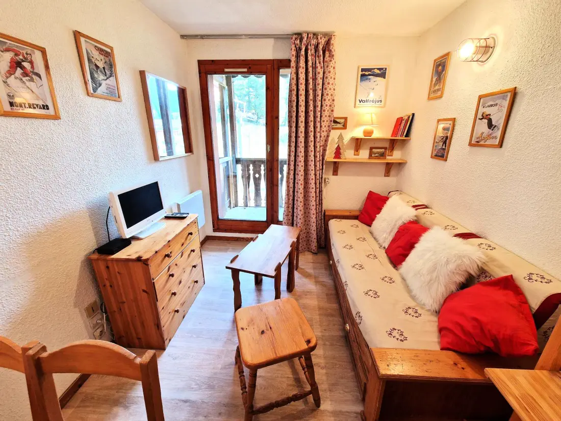 Chalet Club