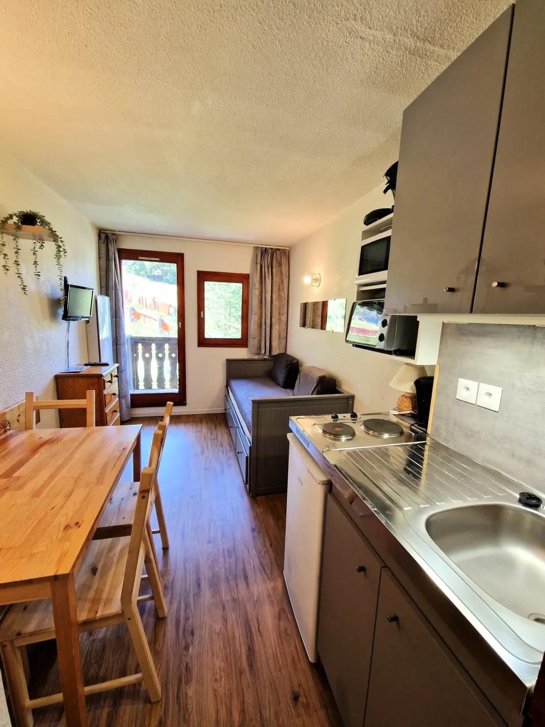 Chalet Club