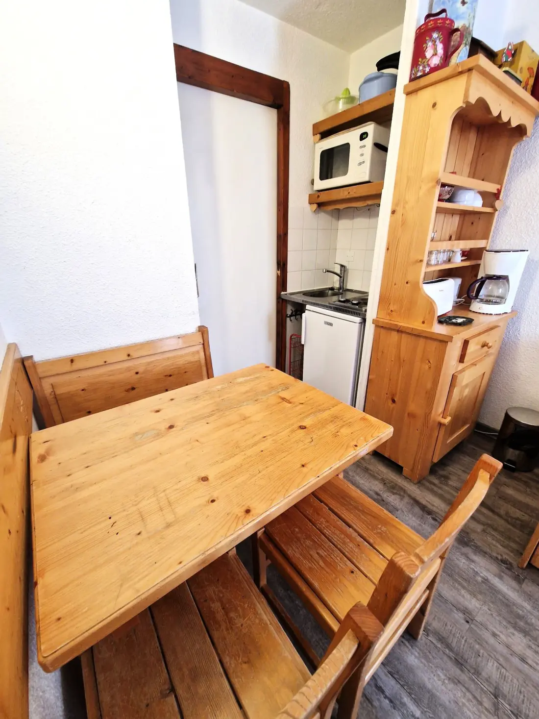 Chalet Club