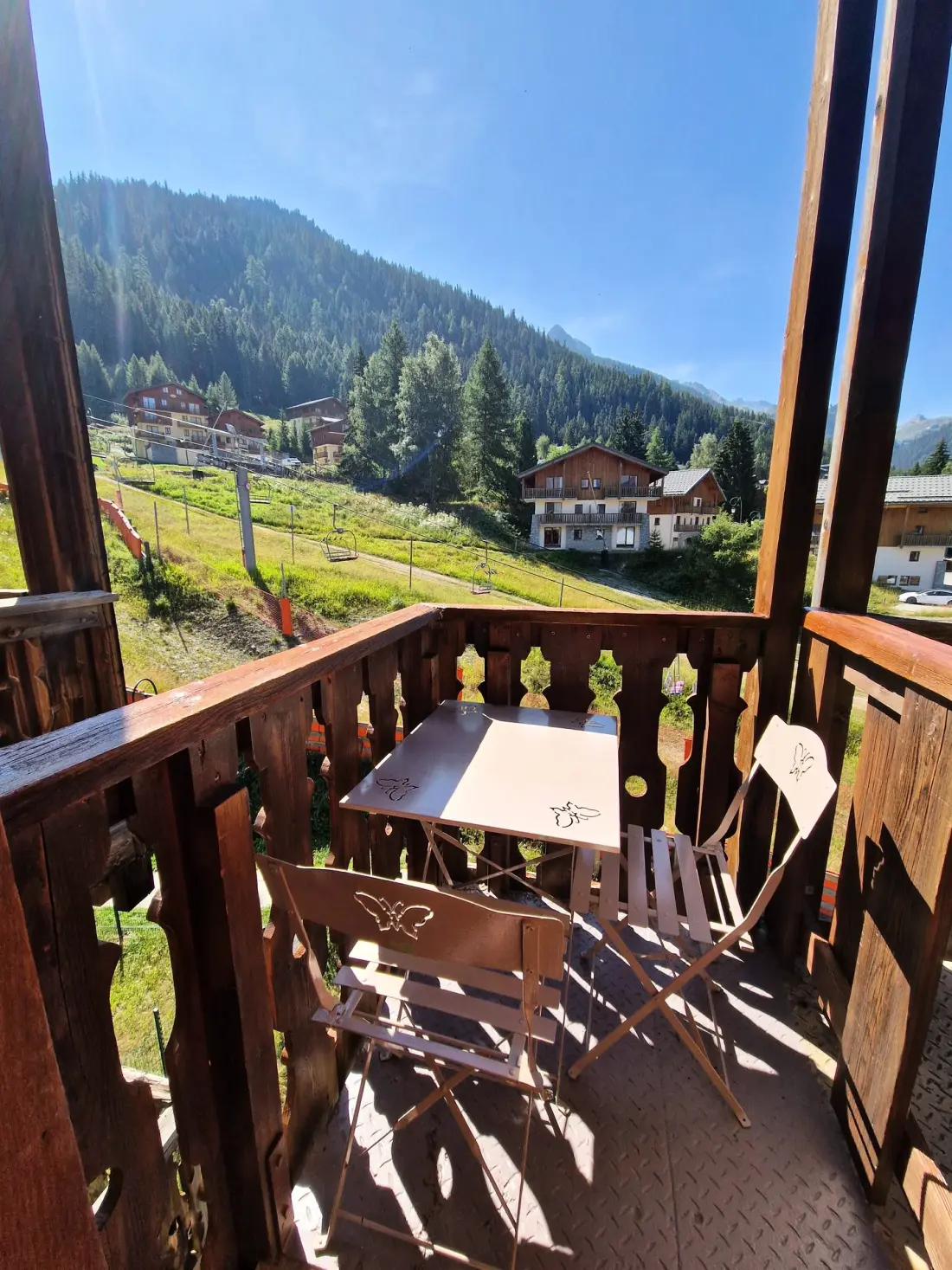 Chalet Club