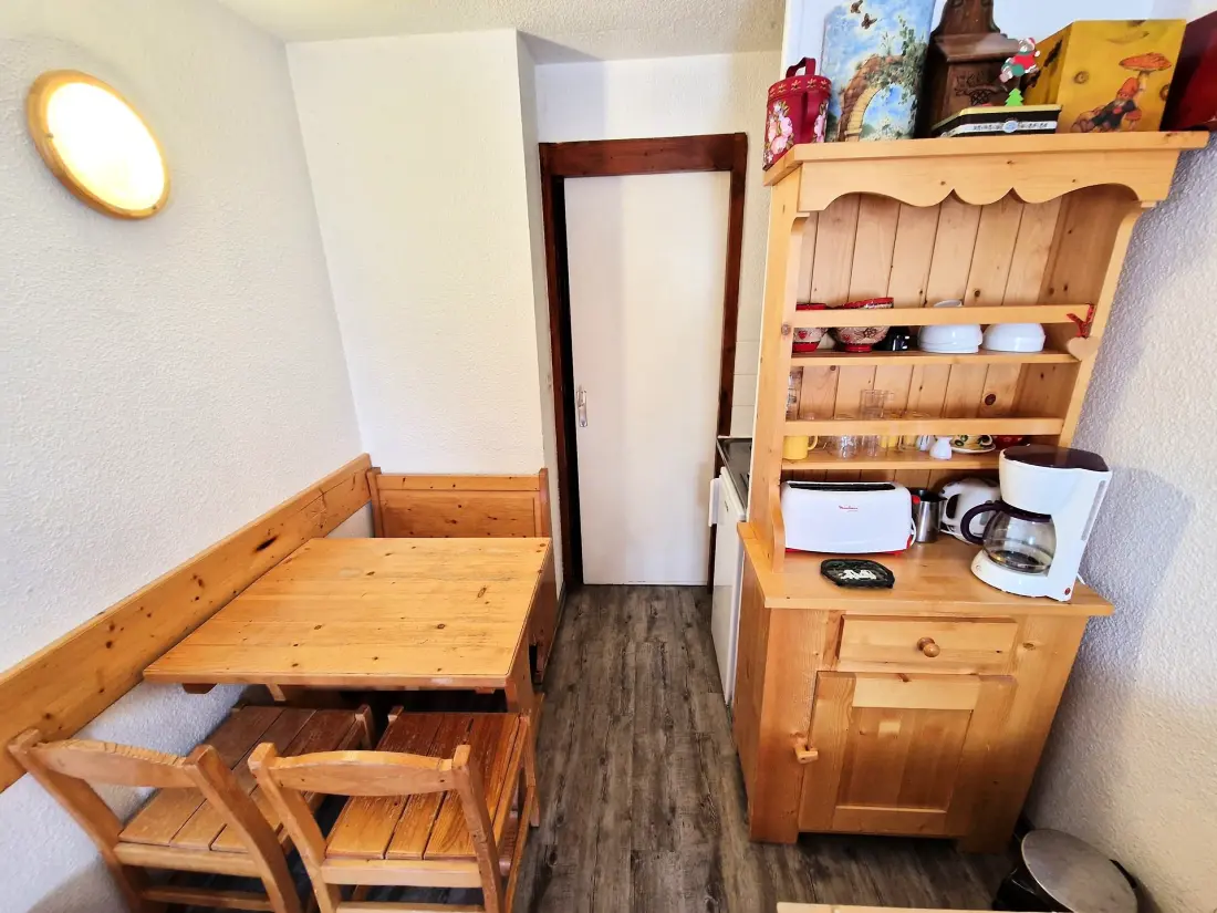 Chalet Club
