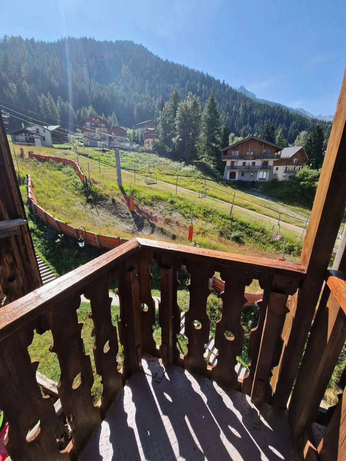Chalet Club