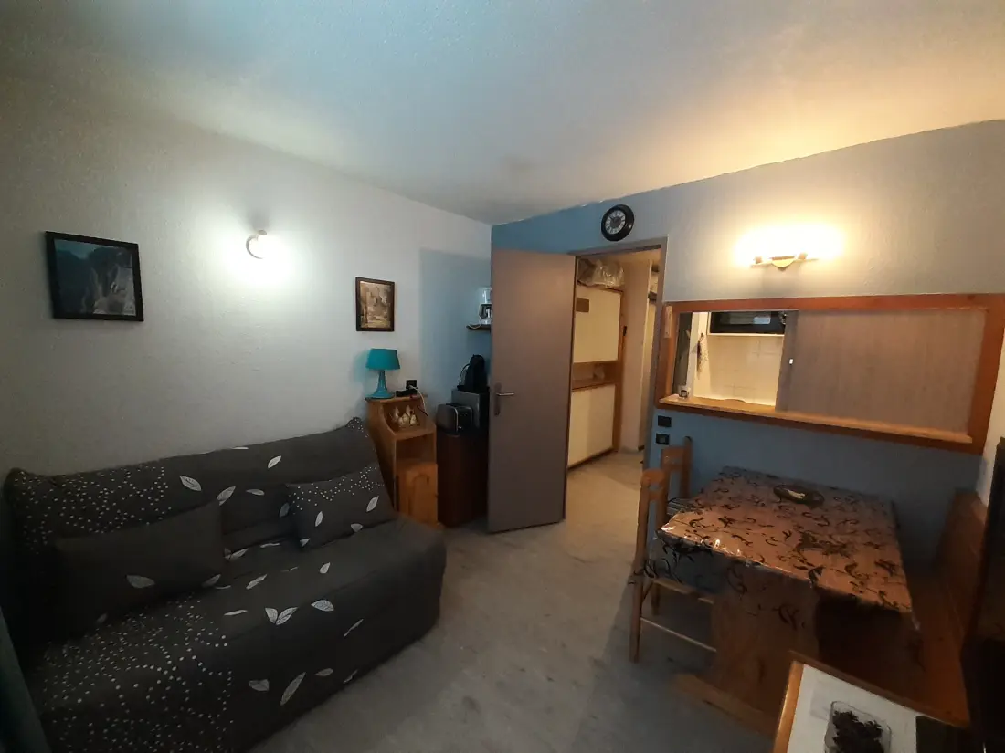 Melezets Residence