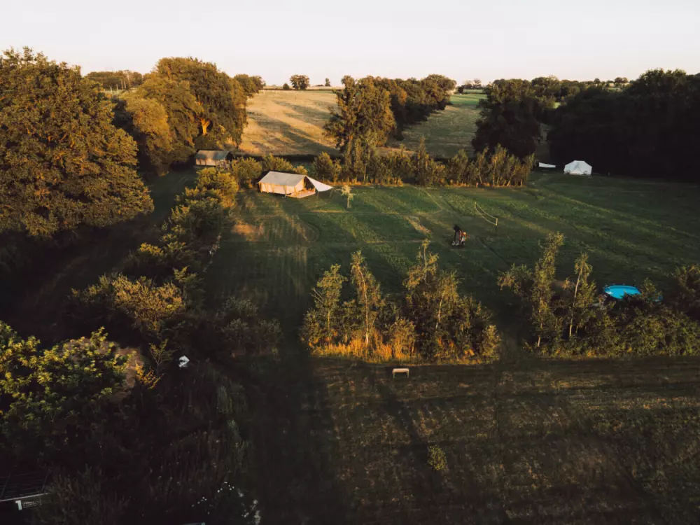 Charmecamping Domaine Bleu Celeste