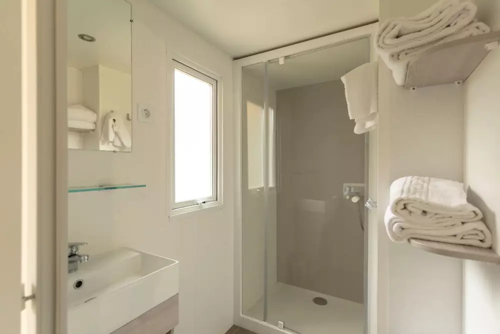 HolaCamp Palamos by Viajes Velero