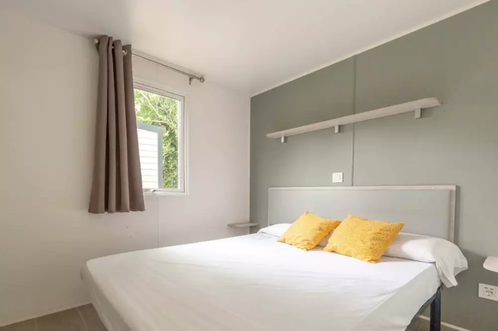 HolaCamp Palamos by Viajes Velero