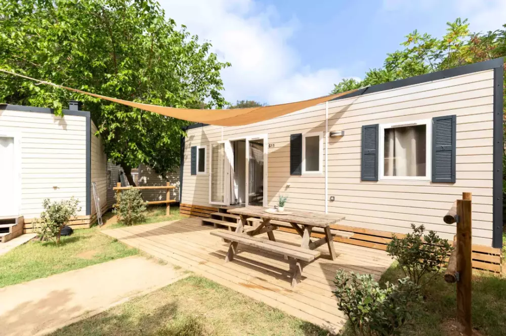 HolaCamp Palamos by Viajes Velero