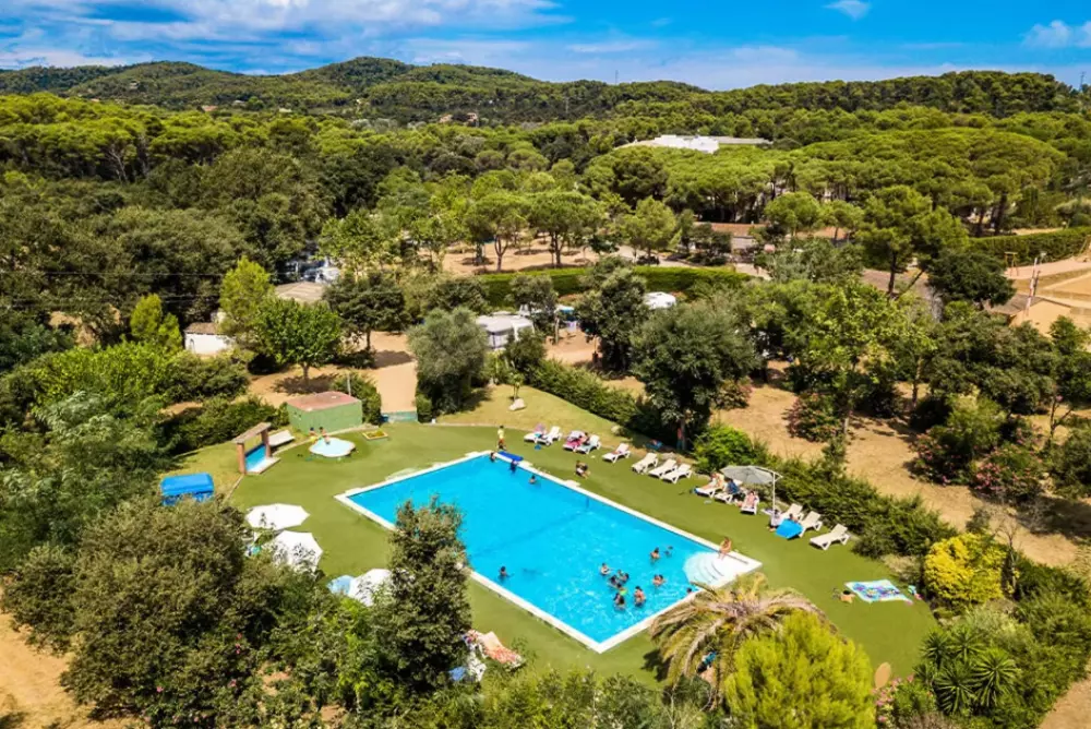 HolaCamp Palamos by Viajes Velero