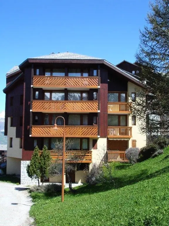 Eagle Residence