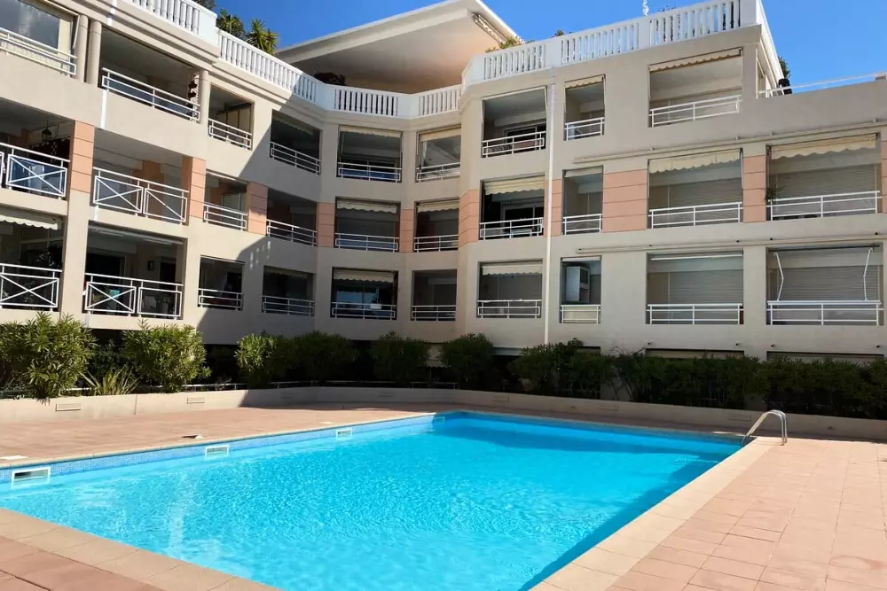 06ai - Beau Studio Rénové - Vue Mer Et Piscine