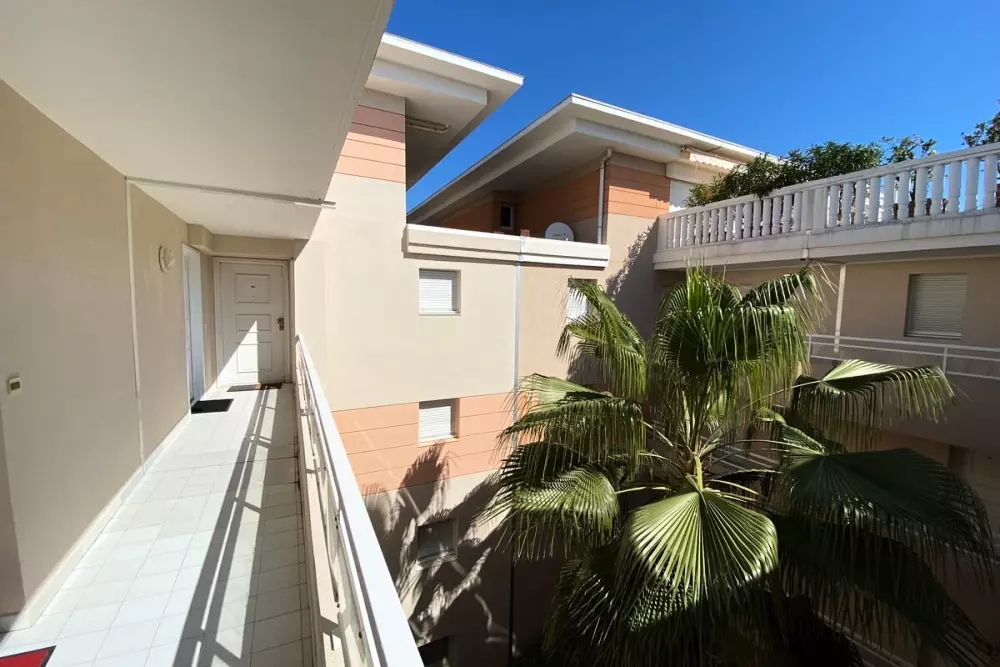 06ai - Beau Studio Rénové - Vue Mer Et Piscine