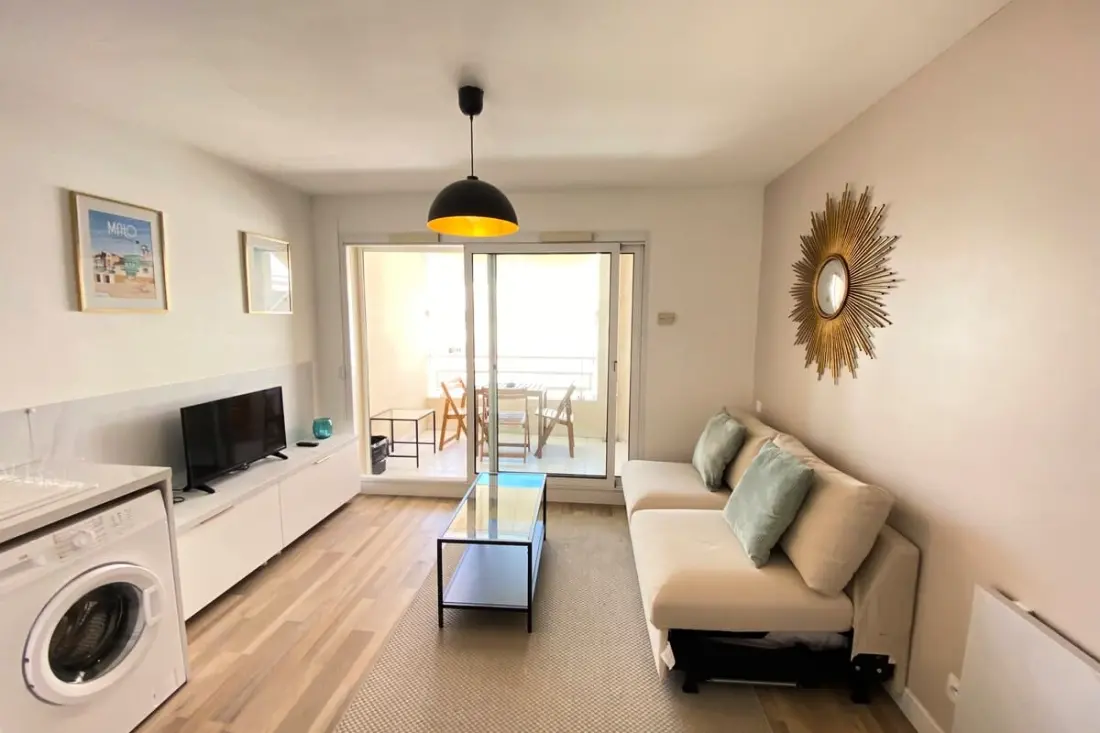 06ai - Beautiful Studio Renovated - Vista Mar y Piscina