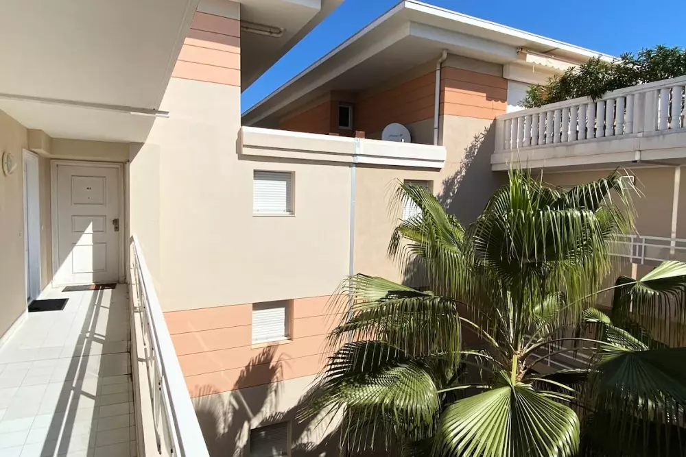 06ai - Beau Studio Rénové - Vue Mer Et Piscine