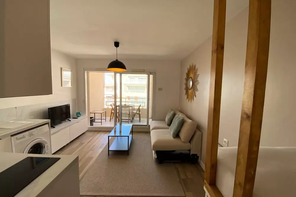 06ai - Beau Studio Rénové - Vue Mer Et Piscine