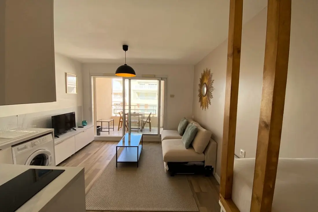 06ai - Beautiful Studio Renovated - Vista Mar y Piscina