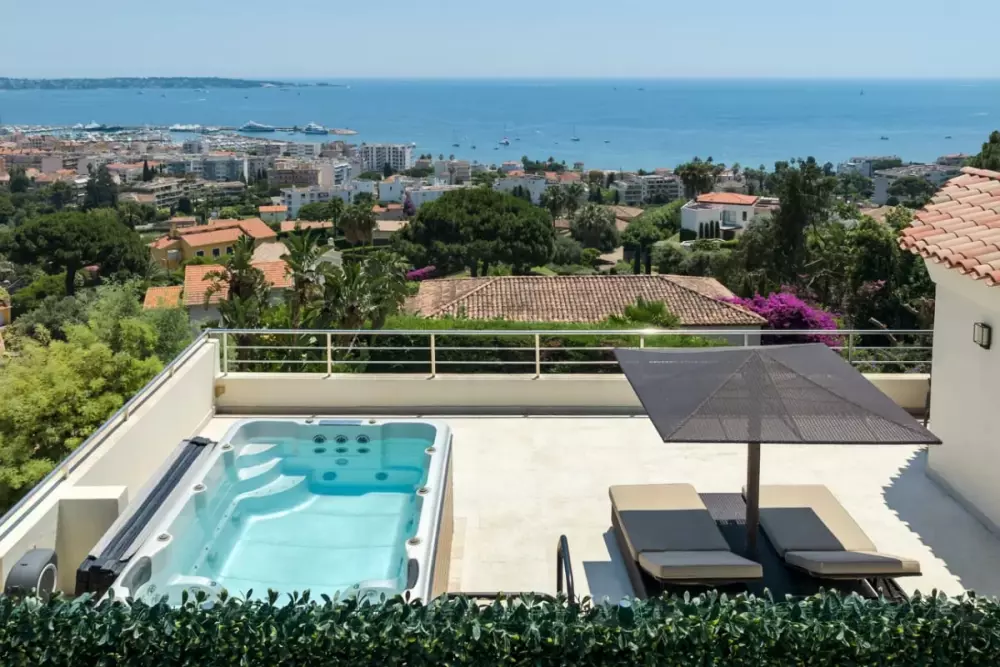 Villa Luxueuse Avec Piscine Et Vue Mer à Vallauris
