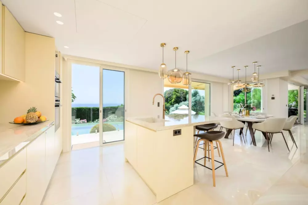 Villa Luxueuse Avec Piscine Et Vue Mer à Vallauris