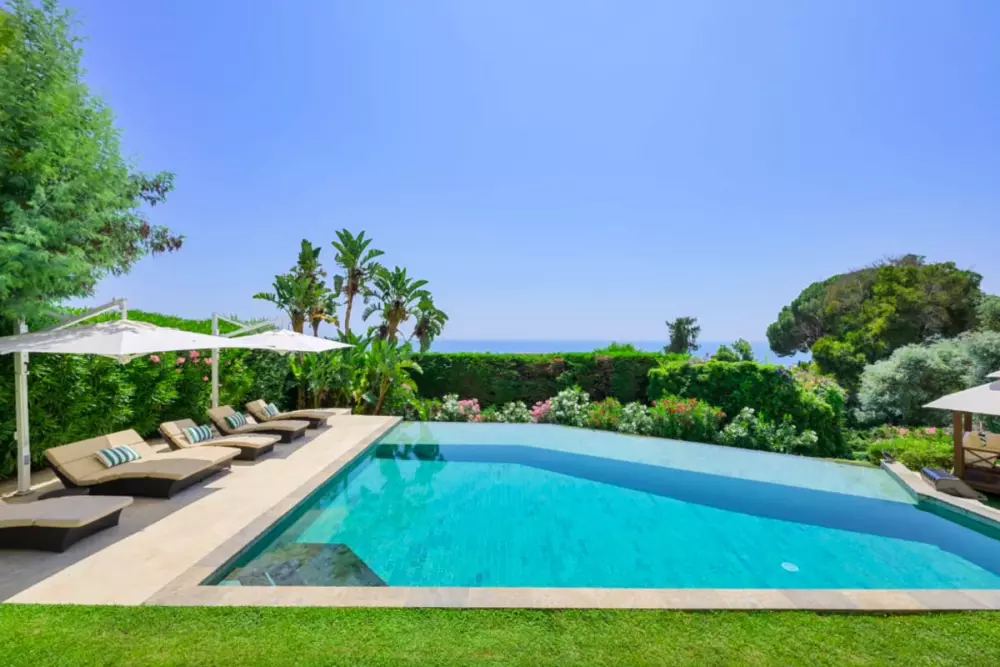 Villa Luxueuse Avec Piscine Et Vue Mer à Vallauris