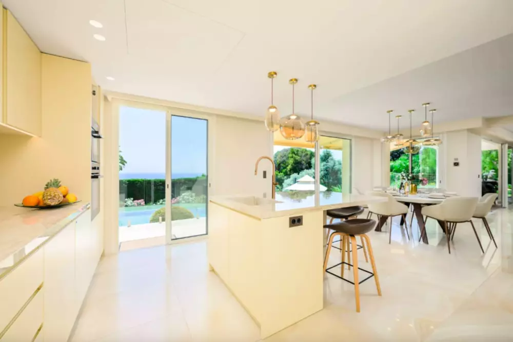 Villa Luxueuse Avec Piscine Et Vue Mer à Vallauris