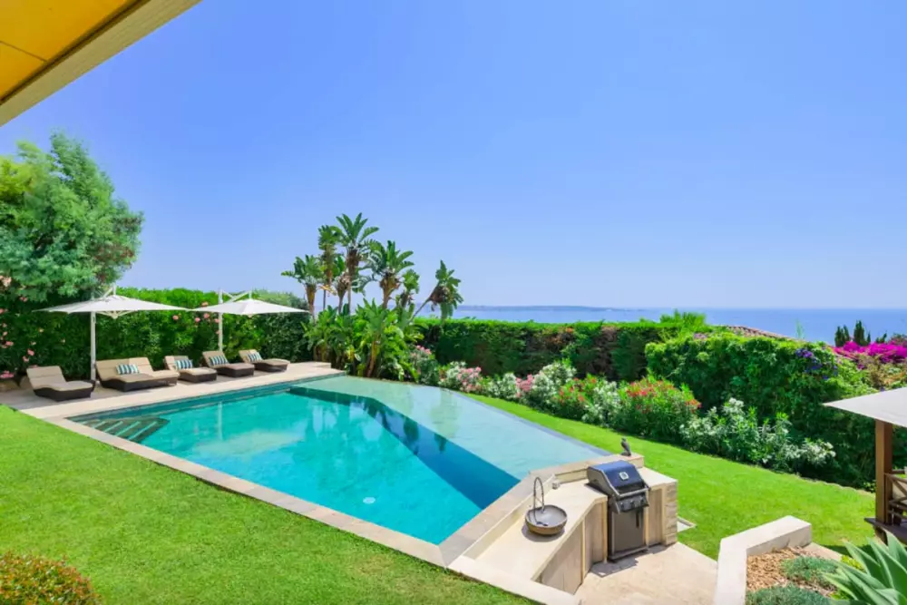 Villa Luxueuse Avec Piscine Et Vue Mer à Vallauris
