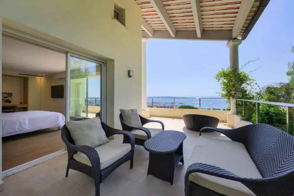 Villa Luxueuse Avec Piscine Et Vue Mer à Vallauris