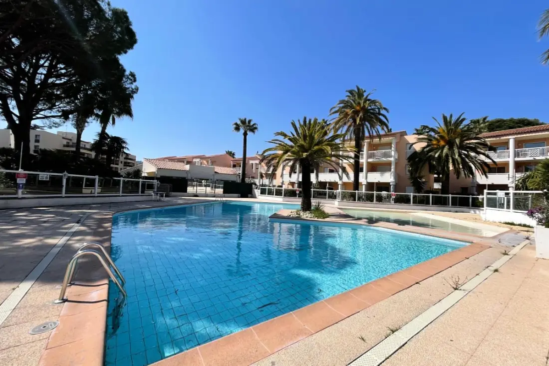 Residence Stay in Golf-juan