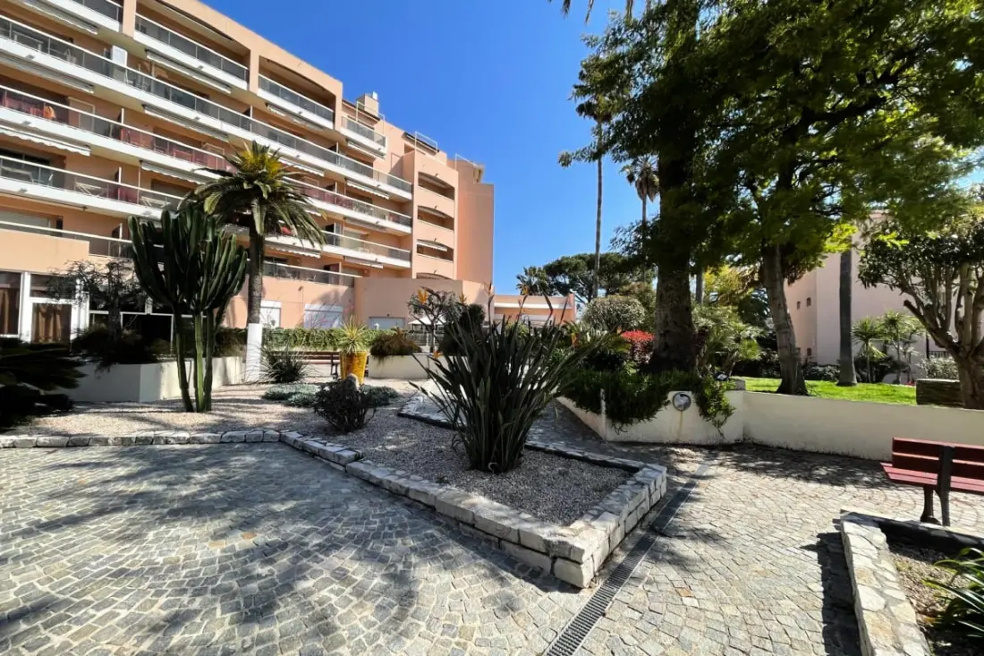 Residence Stay in Golf-juan