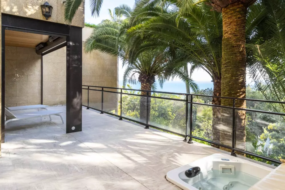Résidence Logement D’exception Super-cannes Glaïeuls Avec Vue Mer, Piscines, Jacuzzi