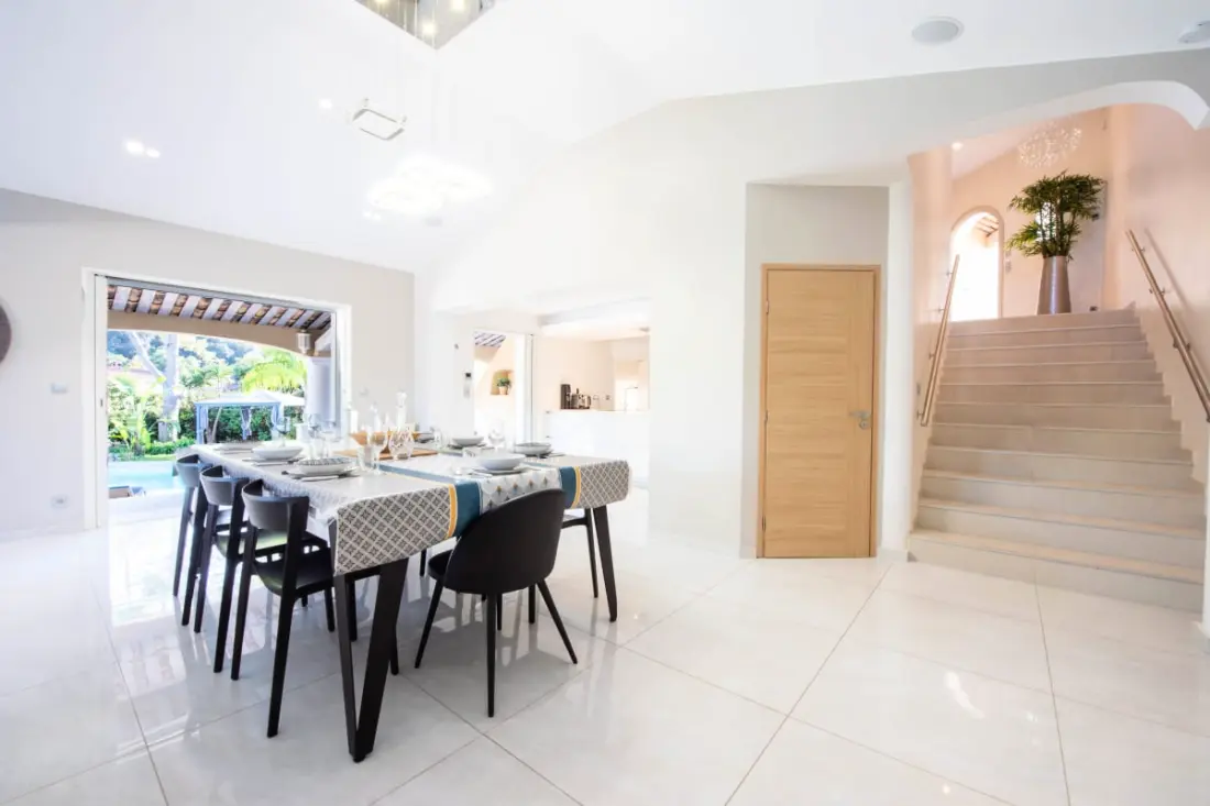Residence Superb Villa 330m2 úszómedence és Jacuzzi