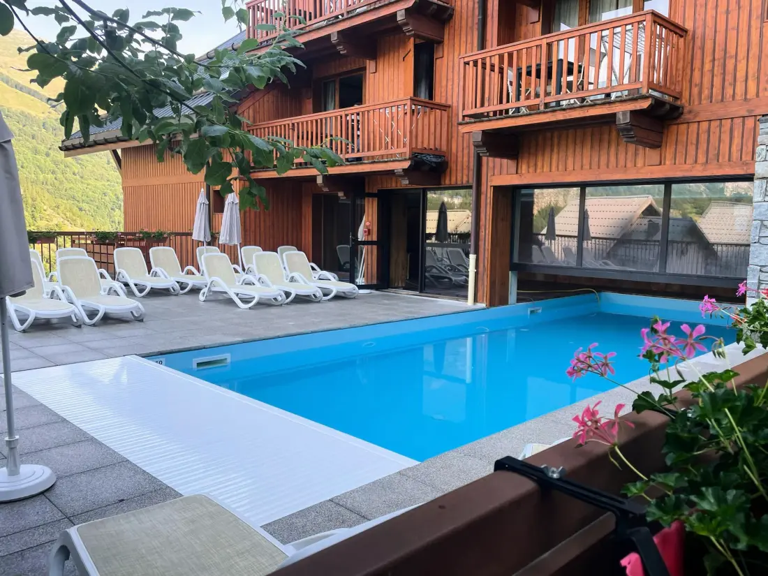 Aster Chalets De La Vallee Gold