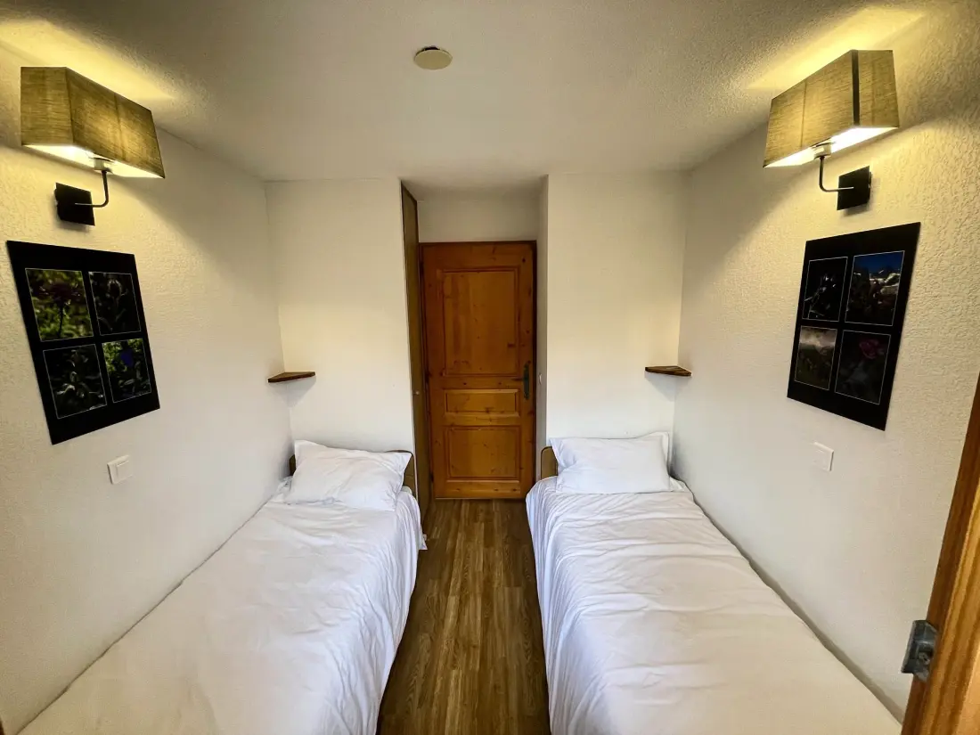 Campanule Chalets De La Vallee Gold