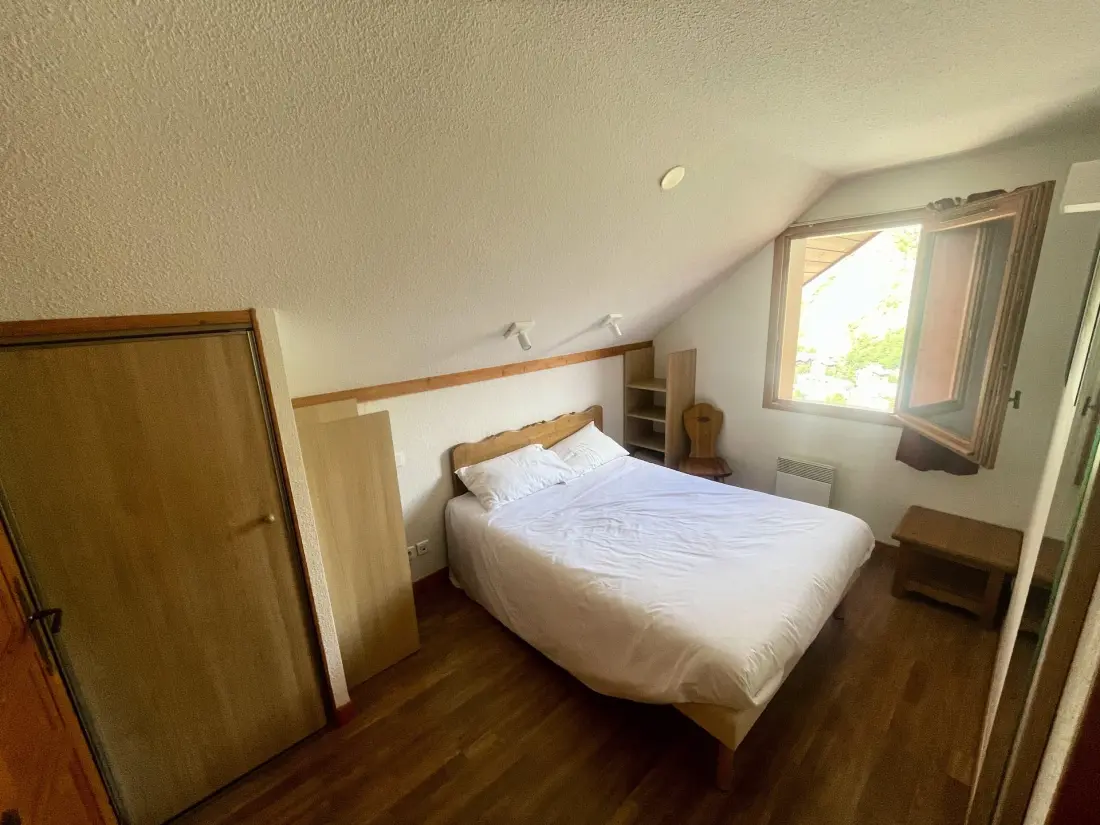 Campanule Chalets De La Vallee Gold