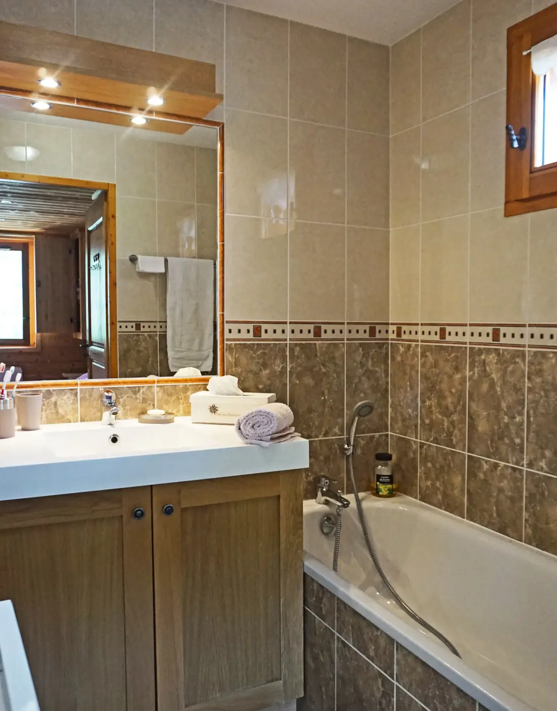 Campanule Chalets De La Vallee Gold