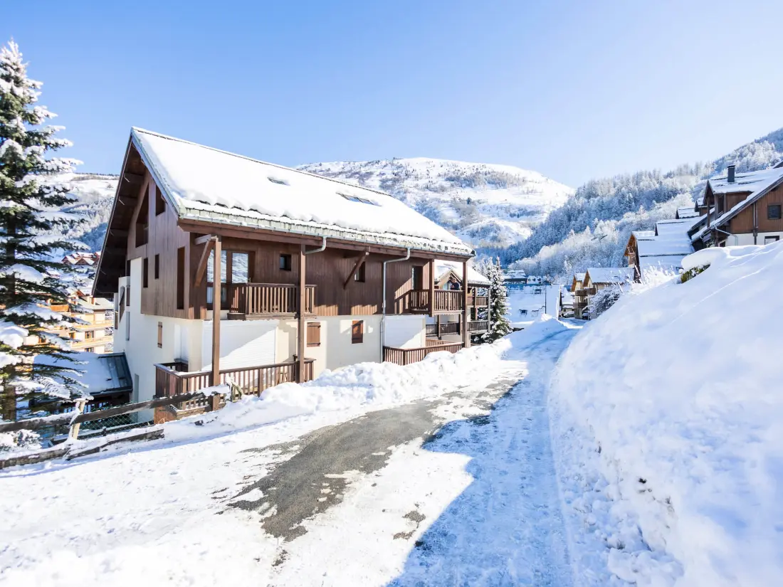 Chalet De Tigny Clematite