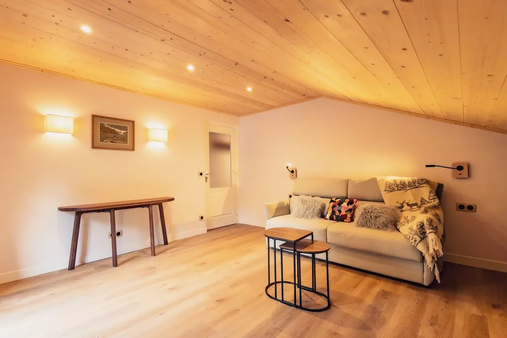 Chalet Silver
