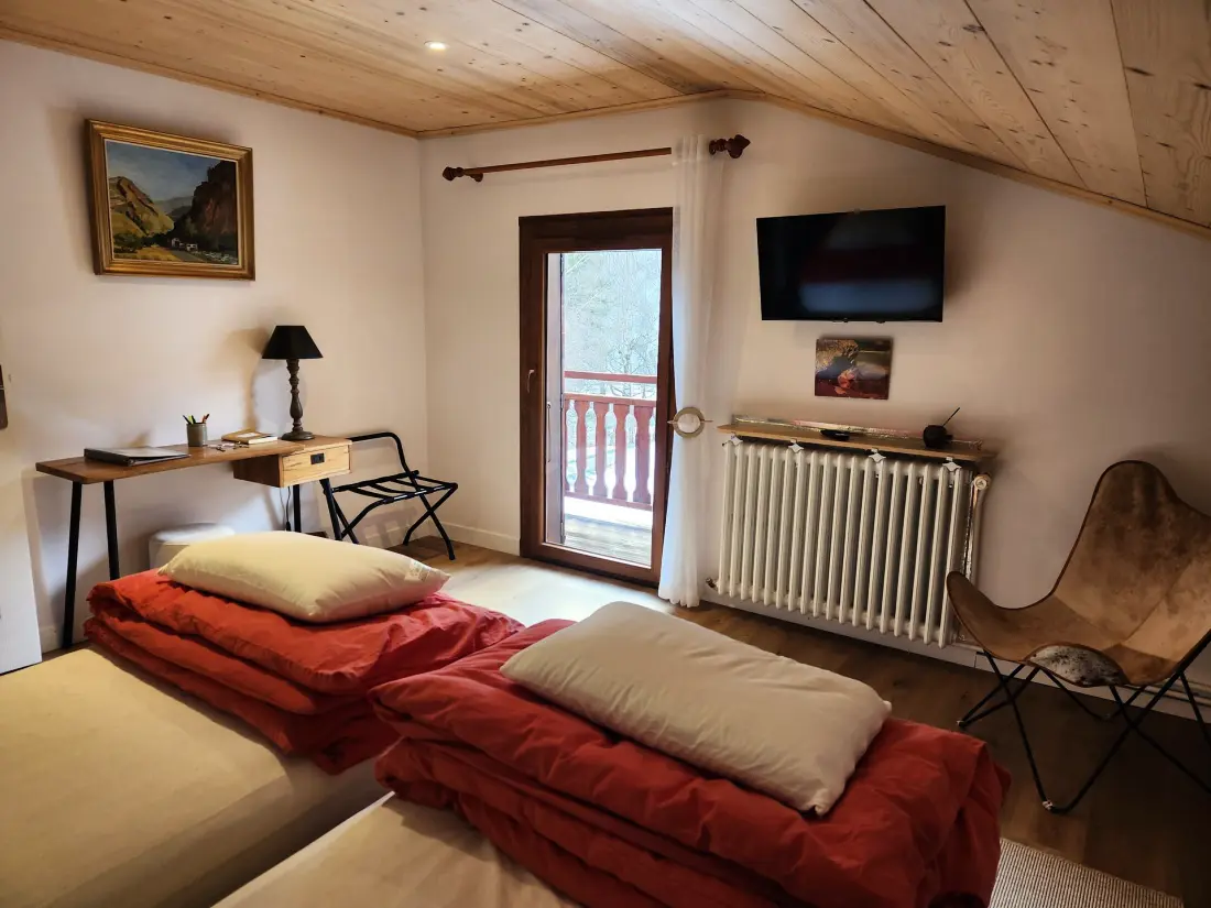 Chalet Silver