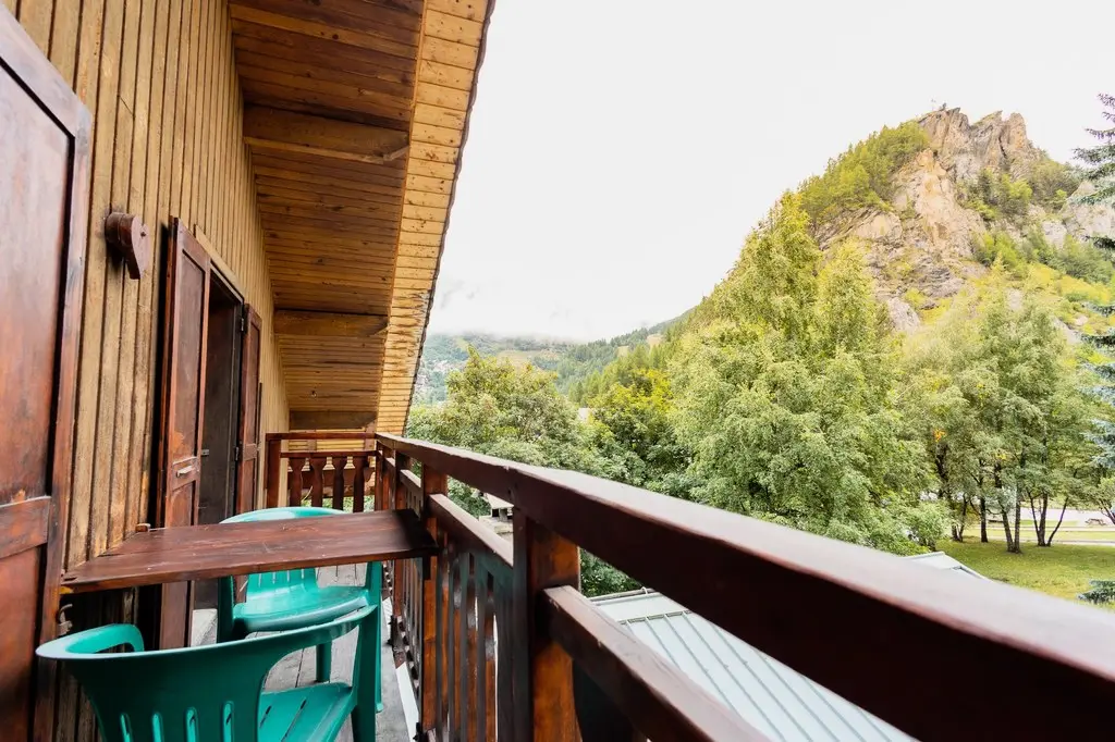 Chalet Silver
